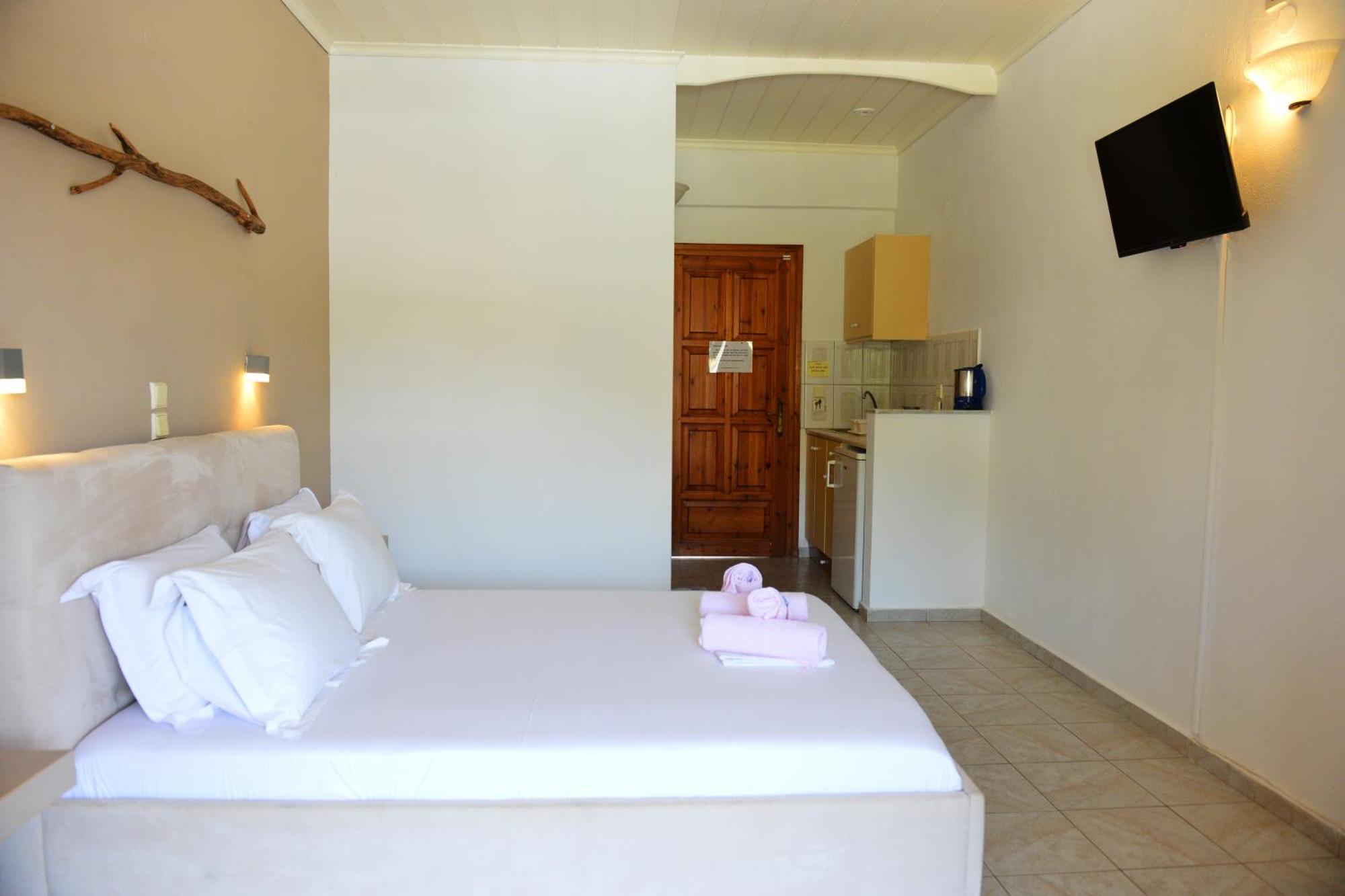 Hotel Marina Koliósz Kültér fotó