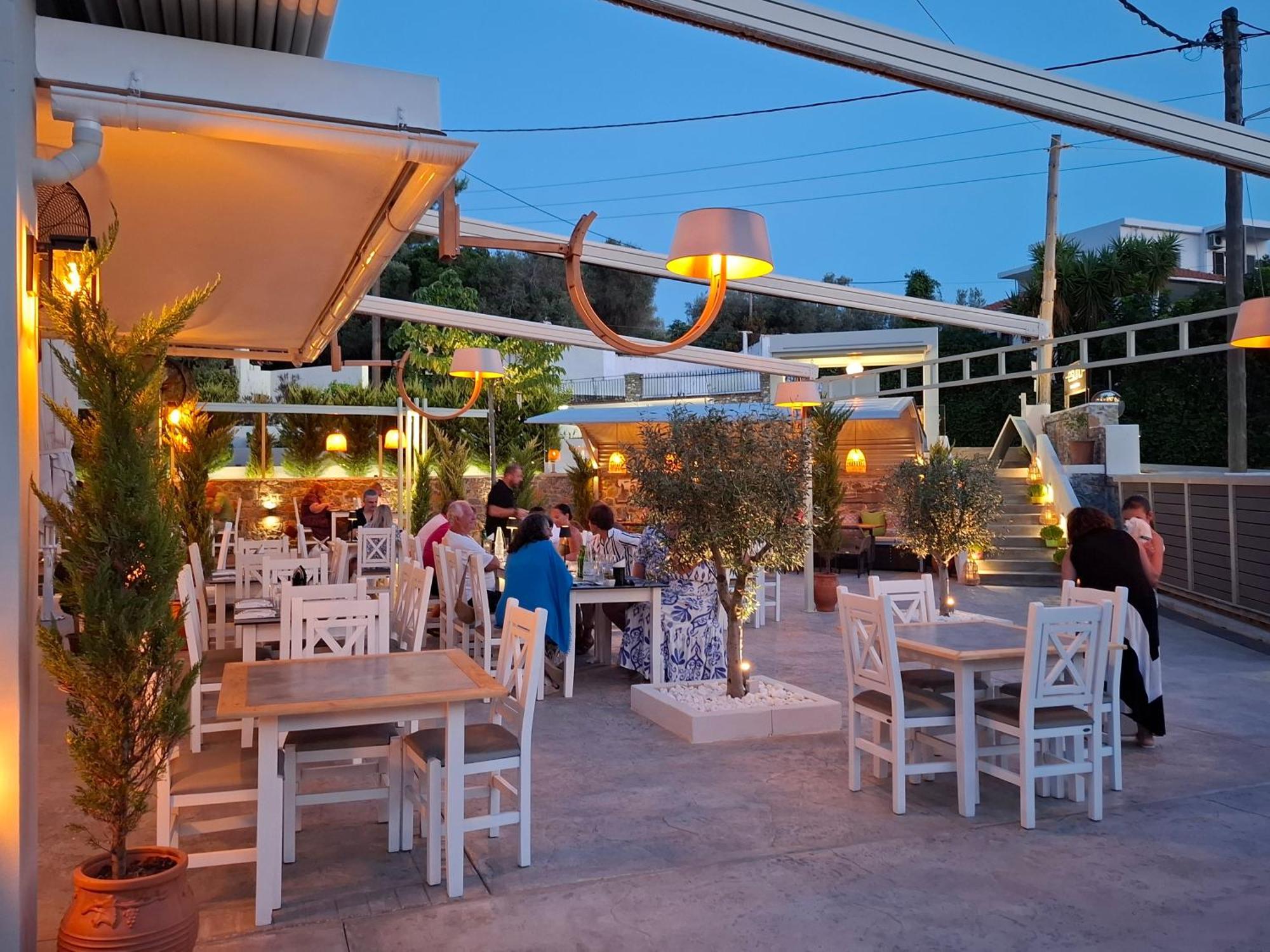 Hotel Marina Koliósz Kültér fotó