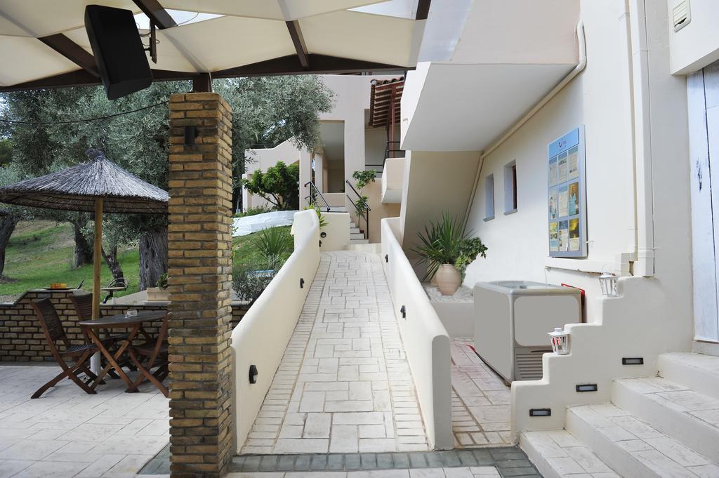 Hotel Marina Koliósz Kültér fotó